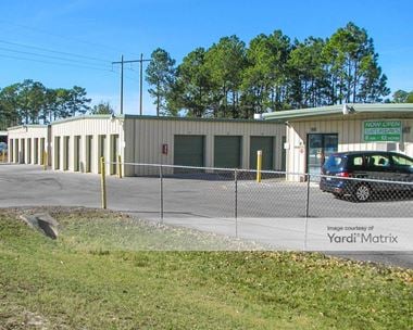 Storage Units for Rent available at 900 26th Street West, Lynn Haven, FL 32444