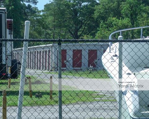 Source URL: https://cdnsc.rentcafe.com/dmslivecafe/3/1082693/1082693-1-3.jpg?width=-1&height=385&quality=80