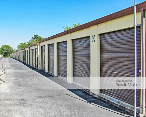 Source URL: https://cdnsc.rentcafe.com/dmslivecafe/3/1082705/1082705-1-3.jpg?width=-1&height=385&quality=80