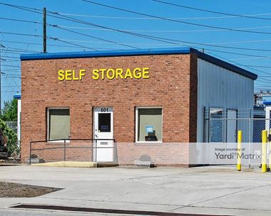 Storage Units for Rent available at 601 North Houston Lake Blvd, Centerville, GA 31028
