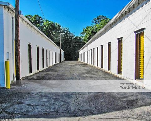 Source URL: https://cdnsc.rentcafe.com/dmslivecafe/3/1082712/1082712-1-2.jpg?width=-1&height=385&quality=80