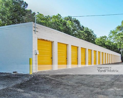 Source URL: https://cdnsc.rentcafe.com/dmslivecafe/3/1082712/1082712-1-4.jpg?width=-1&height=385&quality=80