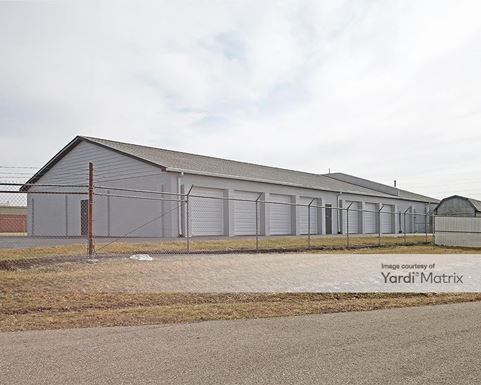 Source URL: https://cdnsc.rentcafe.com/dmslivecafe/3/1082753/1082753-1-5.jpg?width=-1&height=385&quality=80