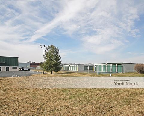 Source URL: https://cdnsc.rentcafe.com/dmslivecafe/3/1082765/1082765-1-5.jpg?width=-1&height=385&quality=80