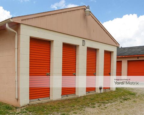 Source URL: https://cdnsc.rentcafe.com/dmslivecafe/3/1082769/1082769-1-5.jpg?width=-1&height=385&quality=80