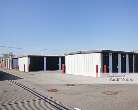 Source URL: https://cdnsc.rentcafe.com/dmslivecafe/3/1082794/1082794-1-5.jpg?width=-1&height=385&quality=80