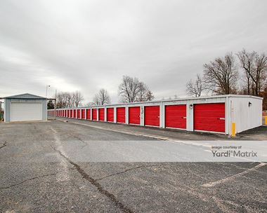 Former Sam's Club property to become CubeSmart self storage location