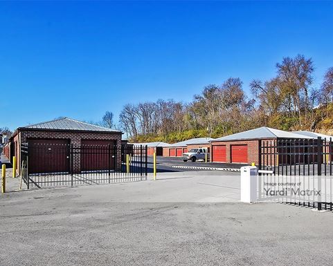 Source URL: https://cdnsc.rentcafe.com/dmslivecafe/3/1082827/1082827-1-2.jpg?width=-1&height=385&quality=80