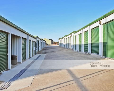 Source URL: https://cdnsc.rentcafe.com/dmslivecafe/3/1082854/1082854-1-3.jpg?width=-1&height=385&quality=80