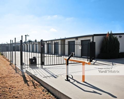 Source URL: https://cdnsc.rentcafe.com/dmslivecafe/3/1082856/1082856-1-2.jpg?width=-1&height=385&quality=80