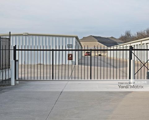 Source URL: https://cdnsc.rentcafe.com/dmslivecafe/3/1082861/1082861-1-2.jpg?width=-1&height=385&quality=80