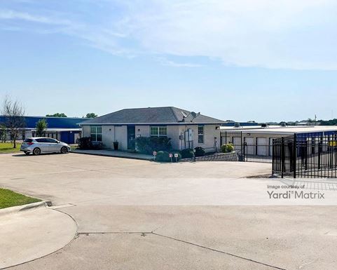 Source URL: https://cdnsc.rentcafe.com/dmslivecafe/3/1082872/1082872-1-2.jpg?width=-1&height=385&quality=80