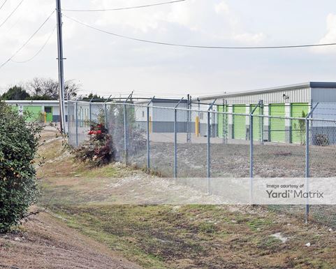 Source URL: https://cdnsc.rentcafe.com/dmslivecafe/3/1082879/1082879-1-4.jpg?width=-1&height=385&quality=80