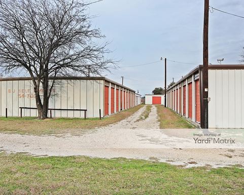 Source URL: https://cdnsc.rentcafe.com/dmslivecafe/3/1082881/1082881-1-4.jpg?width=-1&height=385&quality=80