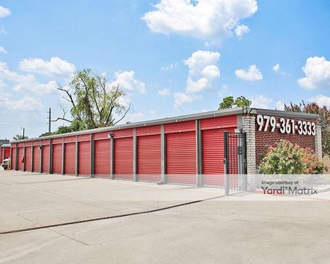 Source URL: https://cdnsc.rentcafe.com/dmslivecafe/3/1082885/1082885-1-6.jpg?width=-1&height=385&quality=80