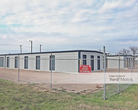 Source URL: https://cdnsc.rentcafe.com/dmslivecafe/3/1082888/1082888-1-3.jpg?width=-1&height=385&quality=80