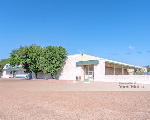 Source URL: https://cdnsc.rentcafe.com/dmslivecafe/3/1082896/1082896-1-5.jpg?width=-1&height=385&quality=80