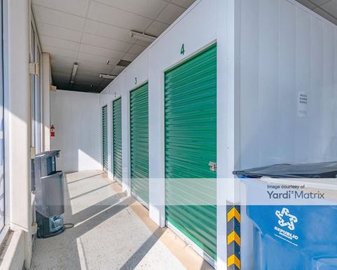 Source URL: https://cdnsc.rentcafe.com/dmslivecafe/3/1082896/1082896-1-6.jpg?width=-1&height=385&quality=80