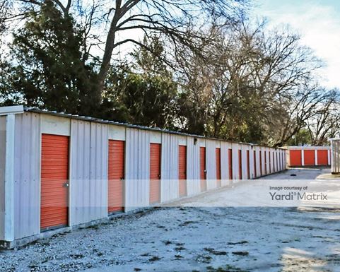 Source URL: https://cdnsc.rentcafe.com/dmslivecafe/3/1082898/1082898-1-2.jpg?width=-1&height=385&quality=80