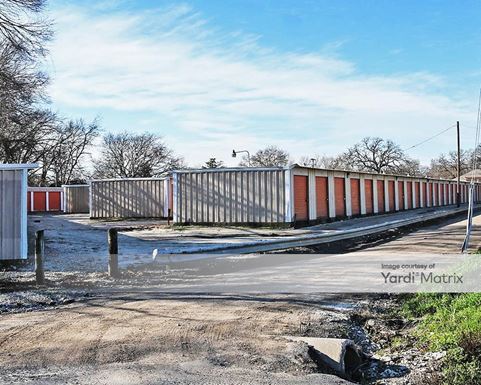 Source URL: https://cdnsc.rentcafe.com/dmslivecafe/3/1082898/1082898-1-4.jpg?width=-1&height=385&quality=80