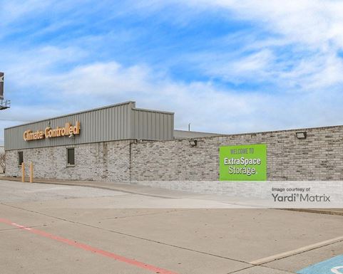 Source URL: https://cdnsc.rentcafe.com/dmslivecafe/3/1082900/1082900-1-5.jpg?width=-1&height=385&quality=80