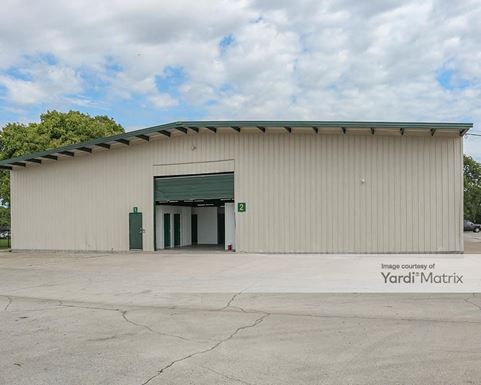 Source URL: https://cdnsc.rentcafe.com/dmslivecafe/3/1082904/1082904-1-2.jpg?width=-1&height=385&quality=80