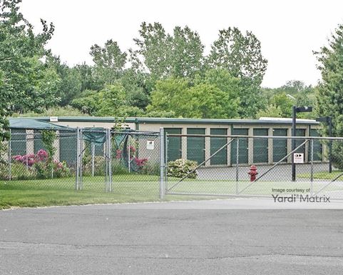 Source URL: https://cdnsc.rentcafe.com/dmslivecafe/3/1082910/1082910-1-2.jpg?width=-1&height=385&quality=80