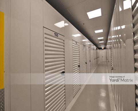 Source URL: https://cdnsc.rentcafe.com/dmslivecafe/3/1082915/1082915-1-5.jpg?width=-1&height=385&quality=80