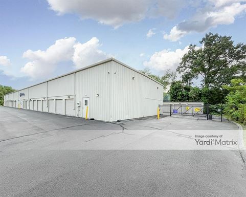 Source URL: https://cdnsc.rentcafe.com/dmslivecafe/3/1082917/1082917-1-4.jpg?width=-1&height=385&quality=80