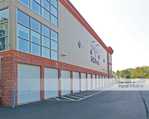 Source URL: https://cdnsc.rentcafe.com/dmslivecafe/3/1082918/1082918-1-5.jpg?width=-1&height=385&quality=80