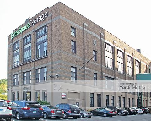 Source URL: https://cdnsc.rentcafe.com/dmslivecafe/3/1082923/1082923-1-5.jpg?width=-1&height=385&quality=80