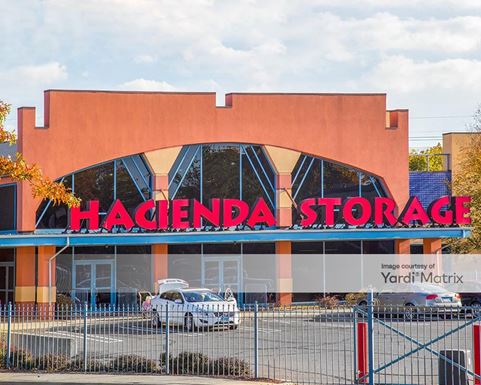 Source URL: https://cdnsc.rentcafe.com/dmslivecafe/3/1082933/1082933-1-4.jpg?width=-1&height=385&quality=80