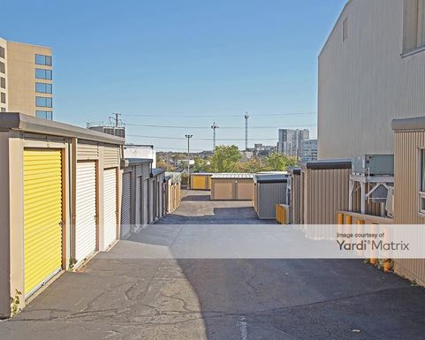 Source URL: https://cdnsc.rentcafe.com/dmslivecafe/3/1082954/1082954-1-4.jpg?width=-1&height=385&quality=80