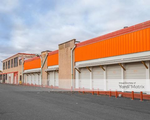 Source URL: https://cdnsc.rentcafe.com/dmslivecafe/3/1082956/1082956-1-2.jpg?width=-1&height=385&quality=80