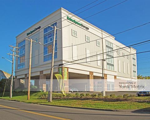 Source URL: https://cdnsc.rentcafe.com/dmslivecafe/3/1082973/1082973-1-4.jpg?width=-1&height=385&quality=80