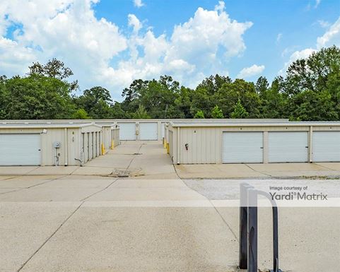 Source URL: https://cdnsc.rentcafe.com/dmslivecafe/3/1083058/1083058-1-2.jpg?width=-1&height=385&quality=80