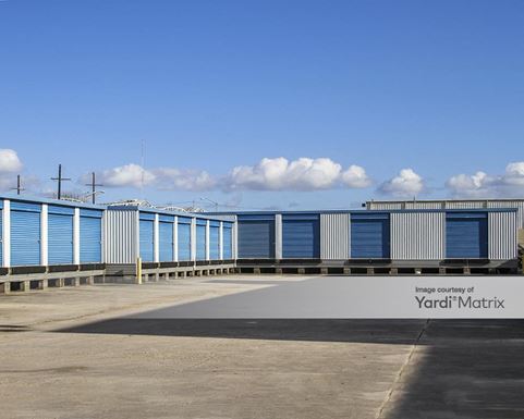 Source URL: https://cdnsc.rentcafe.com/dmslivecafe/3/1083063/1083063-1-4.jpg?width=-1&height=385&quality=80