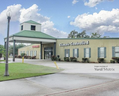 Source URL: https://cdnsc.rentcafe.com/dmslivecafe/3/1083064/1083064-1-3.jpg?width=-1&height=385&quality=80