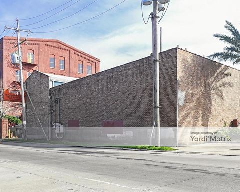 Source URL: https://cdnsc.rentcafe.com/dmslivecafe/3/1083074/1083074-1-4.jpg?width=-1&height=385&quality=80