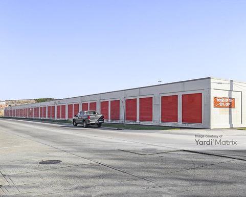 Source URL: https://cdnsc.rentcafe.com/dmslivecafe/3/1083079/1083079-1-2.jpg?width=-1&height=385&quality=80