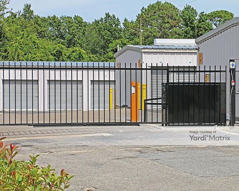 Source URL: https://cdnsc.rentcafe.com/dmslivecafe/3/1083091/1083091-1-3.jpg?width=-1&height=385&quality=80