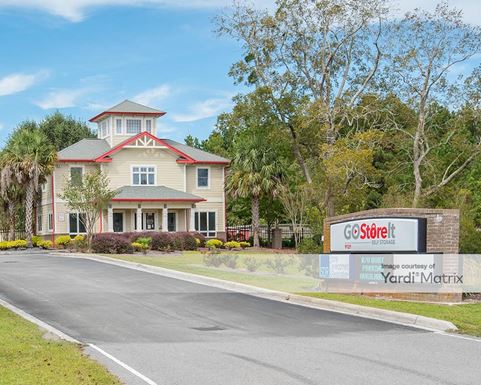 Source URL: https://cdnsc.rentcafe.com/dmslivecafe/3/1083103/1083103-1-2.jpg?width=-1&height=385&quality=80