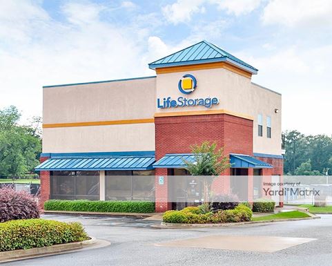 Source URL: https://cdnsc.rentcafe.com/dmslivecafe/3/1083119/1083119-1-1.jpg?width=-1&height=385&quality=80