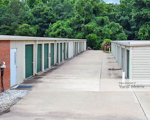 Source URL: https://cdnsc.rentcafe.com/dmslivecafe/3/1083125/1083125-1-4.jpg?width=-1&height=385&quality=80