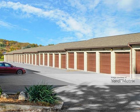 Source URL: https://cdnsc.rentcafe.com/dmslivecafe/3/1083192/1083192-1-2.jpg?width=-1&height=385&quality=80