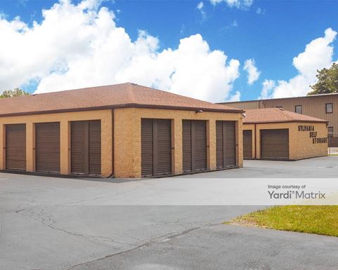 Source URL: https://cdnsc.rentcafe.com/dmslivecafe/3/1083234/1083234-1-3.jpg?width=-1&height=385&quality=80