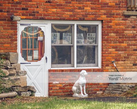 Source URL: https://cdnsc.rentcafe.com/dmslivecafe/3/1083241/1083241-1-5.jpg?width=-1&height=385&quality=80