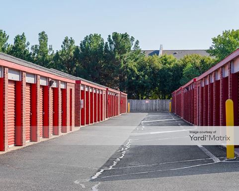 Source URL: https://cdnsc.rentcafe.com/dmslivecafe/3/1083250/1083250-1-3.jpg?width=-1&height=385&quality=80