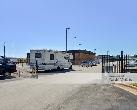 Source URL: https://cdnsc.rentcafe.com/dmslivecafe/3/1083263/1083263-1-2.jpg?width=-1&height=385&quality=80