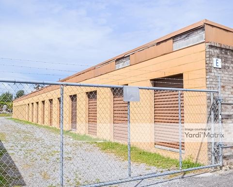 Source URL: https://cdnsc.rentcafe.com/dmslivecafe/3/1083265/1083265-1-4.jpg?width=-1&height=385&quality=80